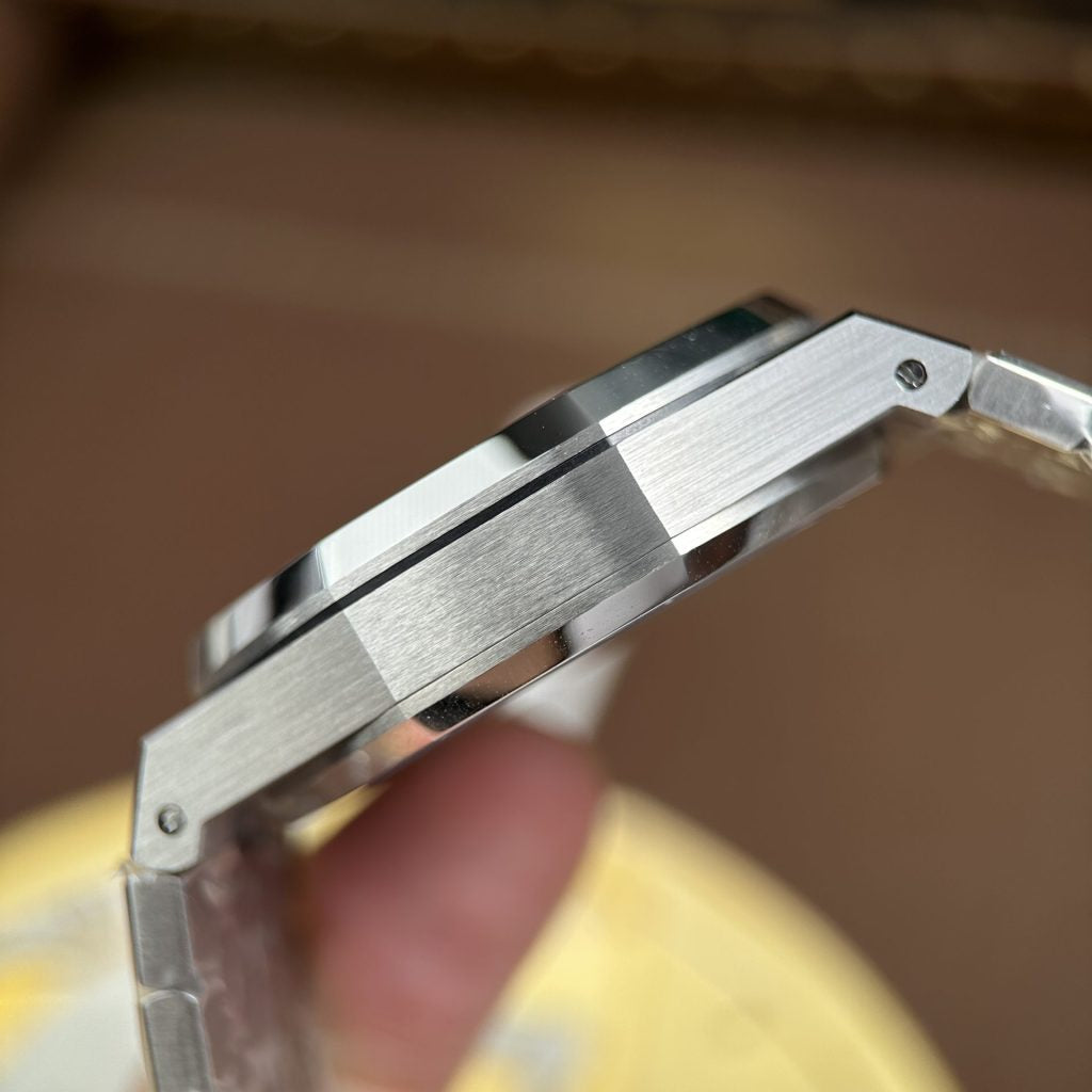 Audemars Piguet Royal Oak Selfwinding Flying Tourbillon Super Clone Swiss Machine 41mm