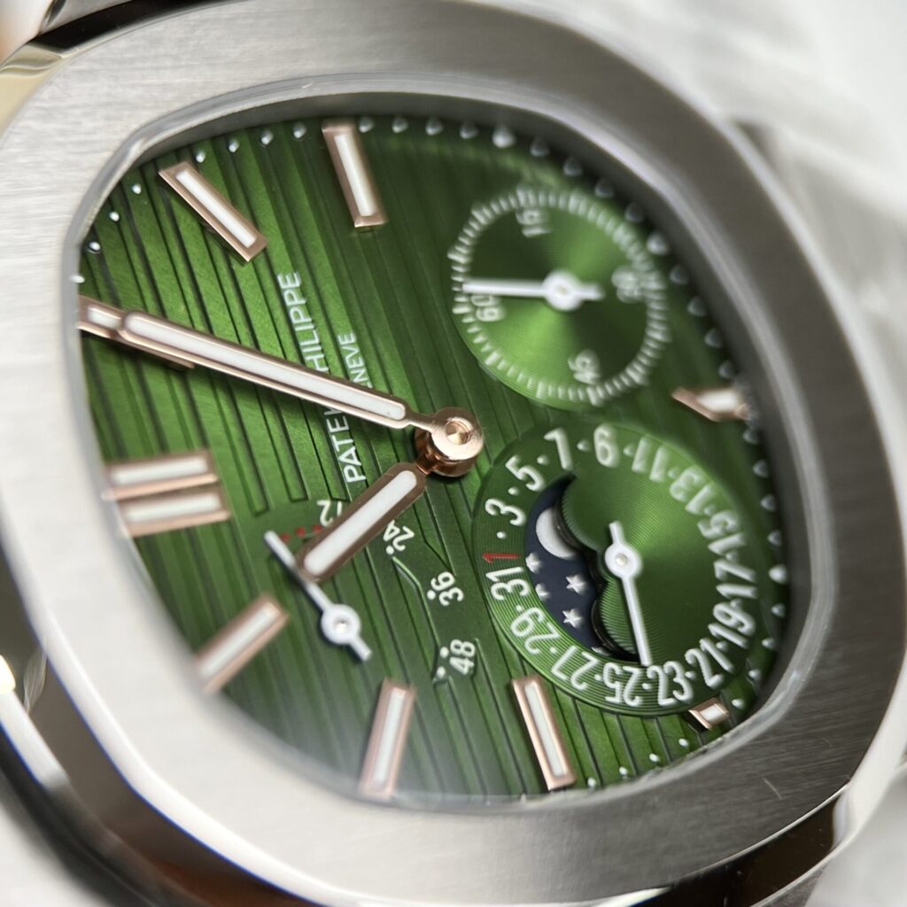 Patek Philippe Nautilus Super Clone Swiss Machine