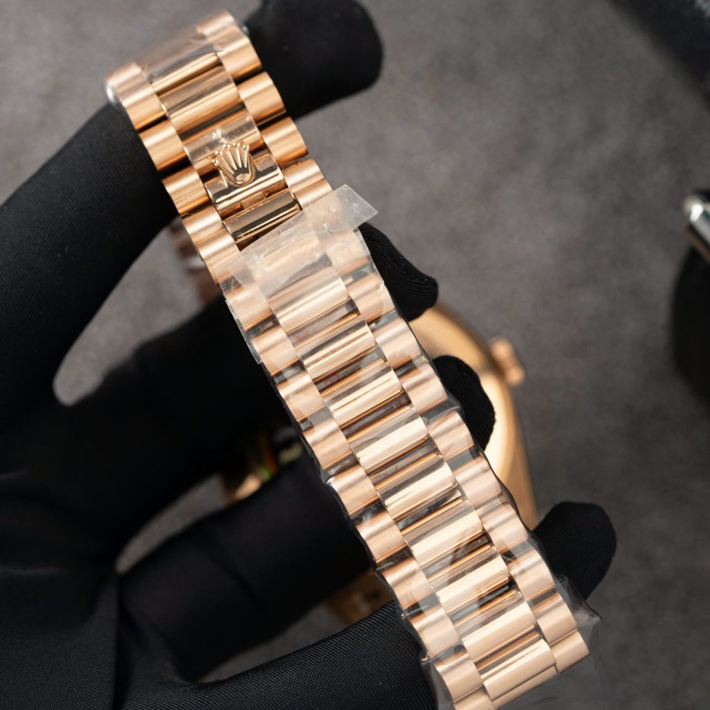 Rolex DayDate Super Clone Swiss Machine 40mm