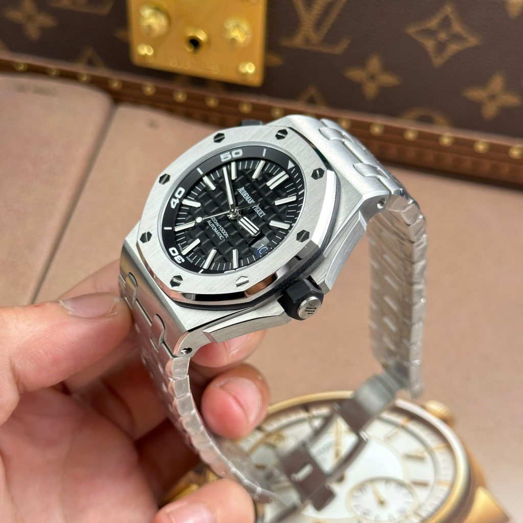 Audemars Piguet Royal Oak Offshore Diver Super Clone Swiss Machine 42mm